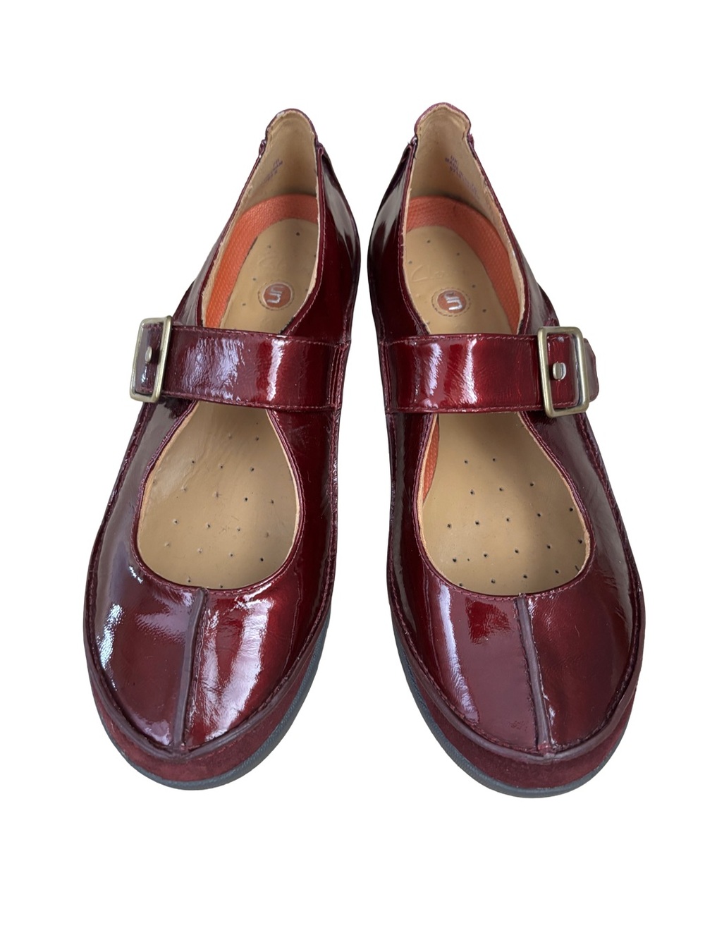 Clarks Unstructured Burgundy Patent Leather Mary Jane Comfort Shoes